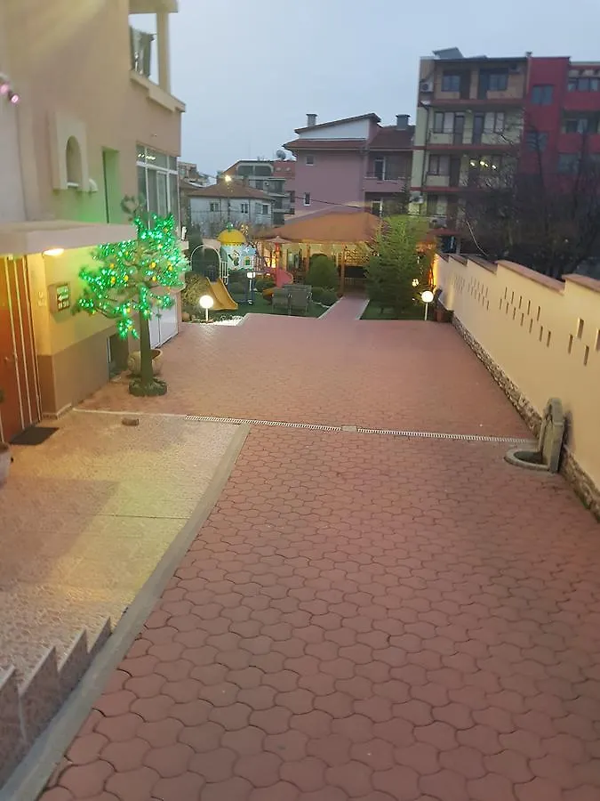 Family Hotel Kedara Burgas